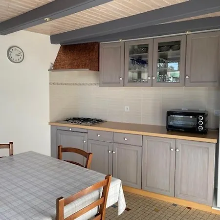 Maison Renovee Pres De La Pour 5 Personnes A - Fr-1-823-126 L'Epine (Vendee)